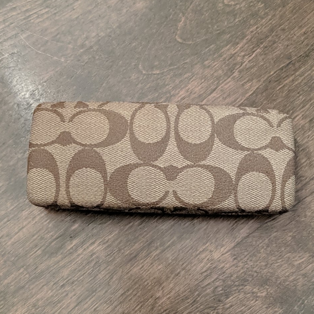 coach glasses case